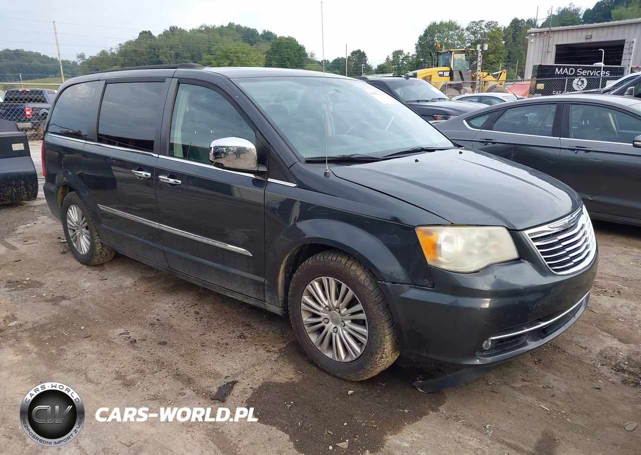 2012 Chrysler Town & Country Touring-L