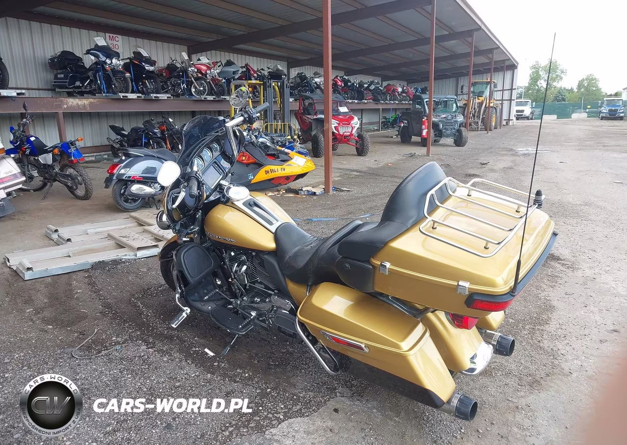2017 Harley-Davidson Flhtk Ultra Limited VIN:1HD1KED15HB621036 - 12