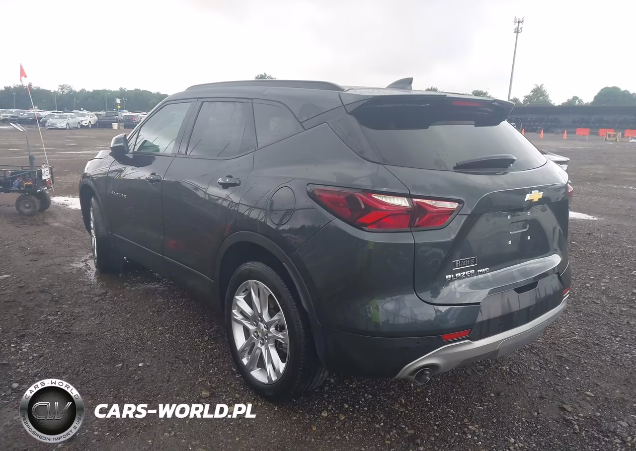 2019 Chevrolet Blazer VIN:3GNKBHRS7KS610051 - 3