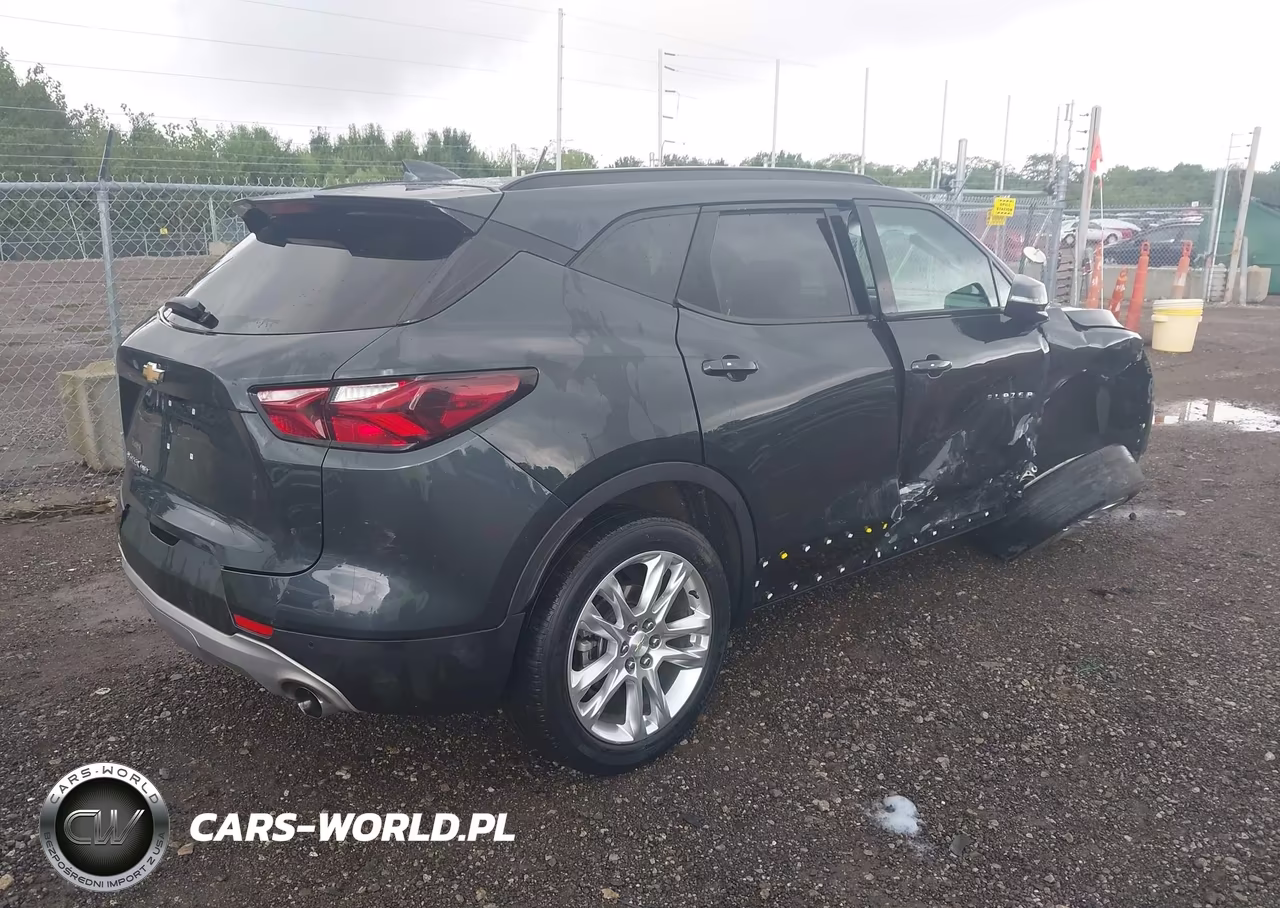 2019 Chevrolet Blazer VIN:3GNKBHRS7KS610051 - 4