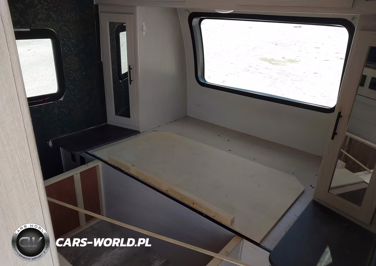 2023 Coachmen Travel VIN:5ZT2CXLB0PL015188 - 5