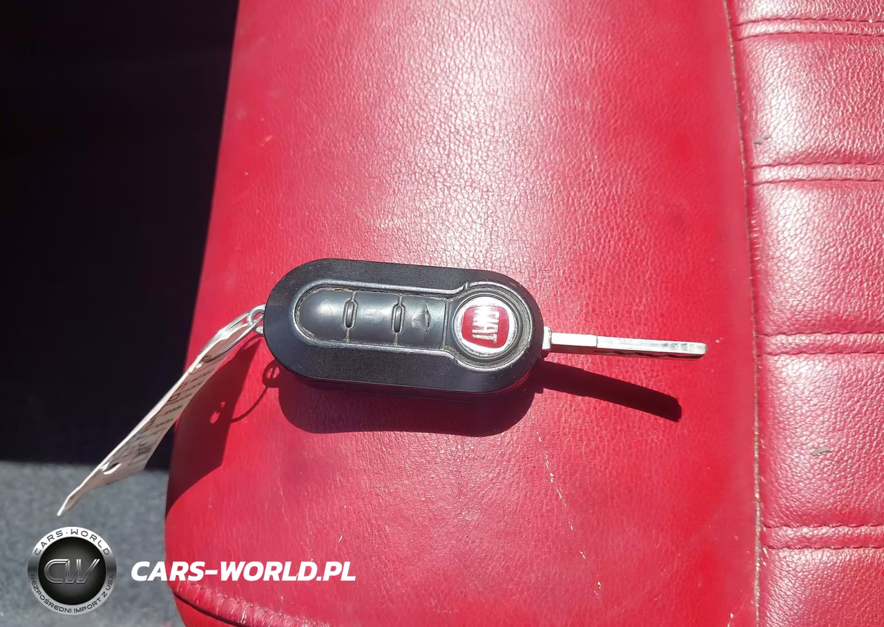 2013 Fiat 500C Lounge VIN:3C3CFFER8DT612174 - 11