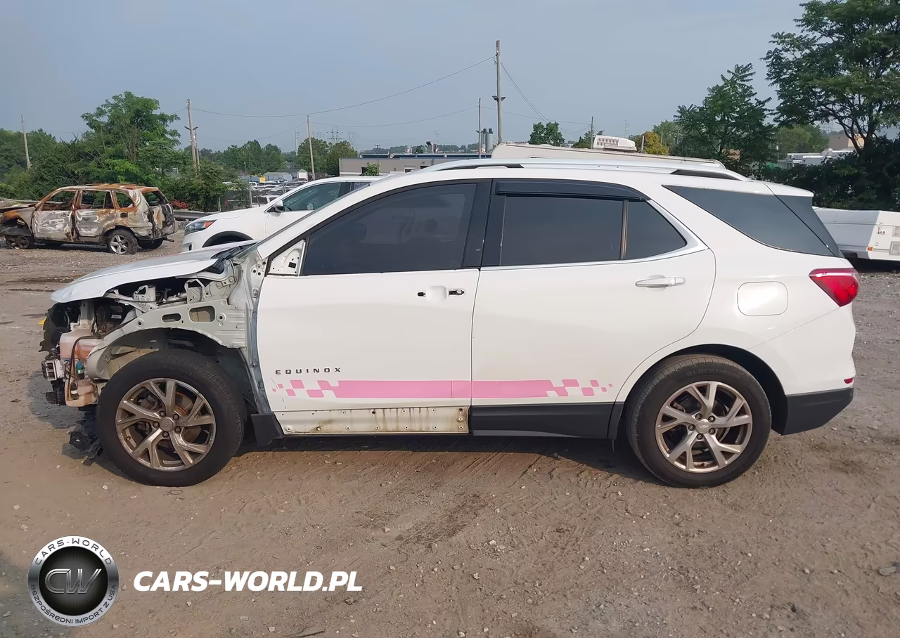 2018 Chevrolet Equinox Premier VIN:3GNAXVEV7JS589101 - 14
