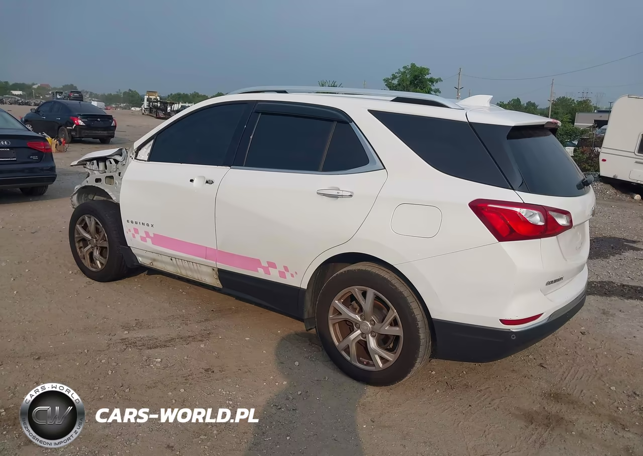 2018 Chevrolet Equinox Premier VIN:3GNAXVEV7JS589101 - 3