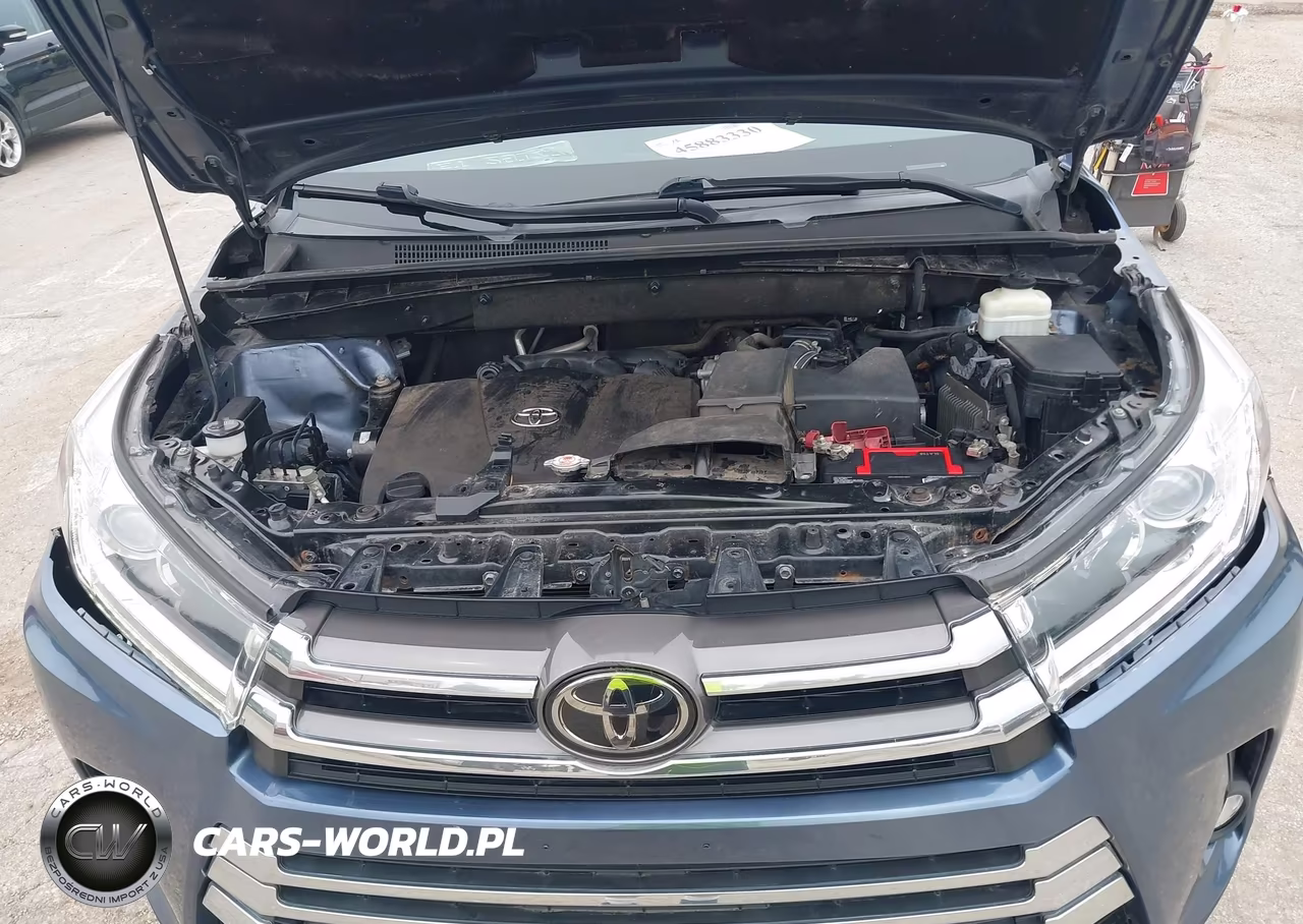 2018 Toyota Highlander Limited VIN:5TDDZRFH8JS889525 - 10