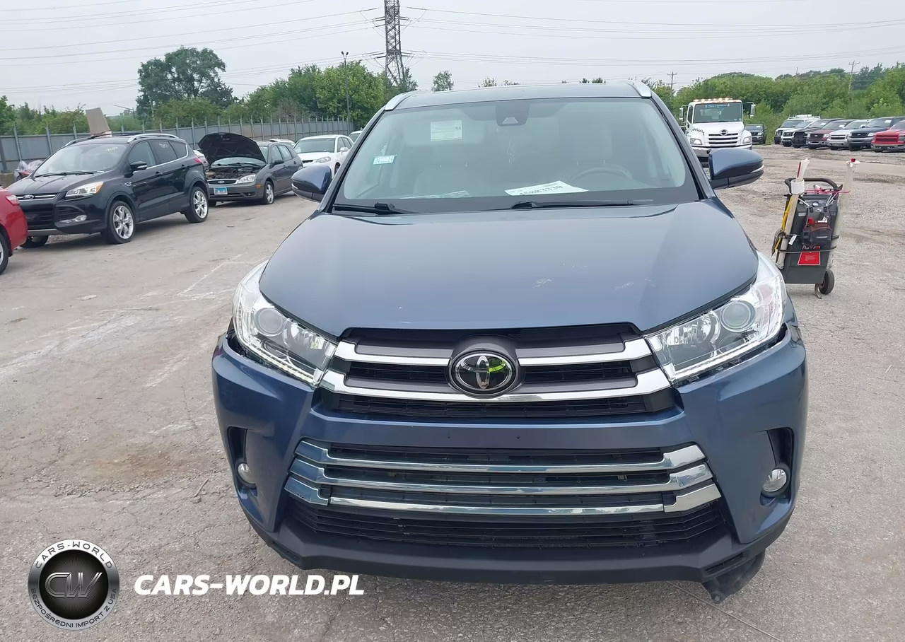 2018 Toyota Highlander Limited VIN:5TDDZRFH8JS889525 - 12