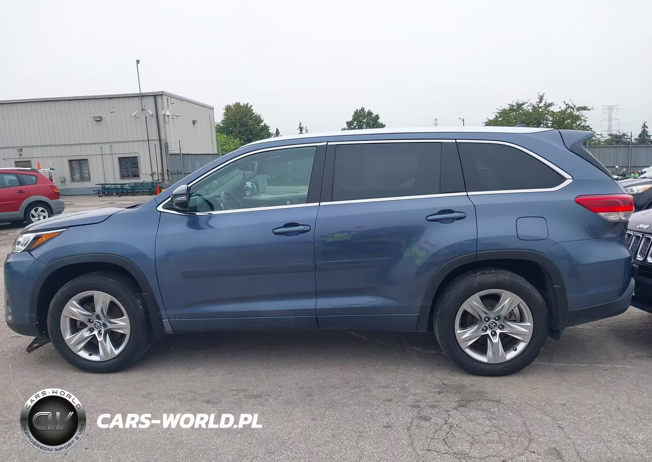 2018 Toyota Highlander Limited VIN:5TDDZRFH8JS889525 - 14