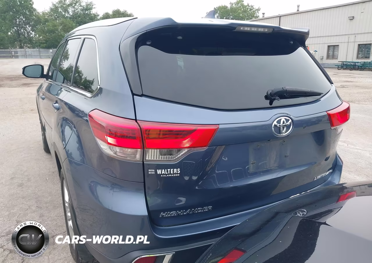 2018 Toyota Highlander Limited VIN:5TDDZRFH8JS889525 - 16