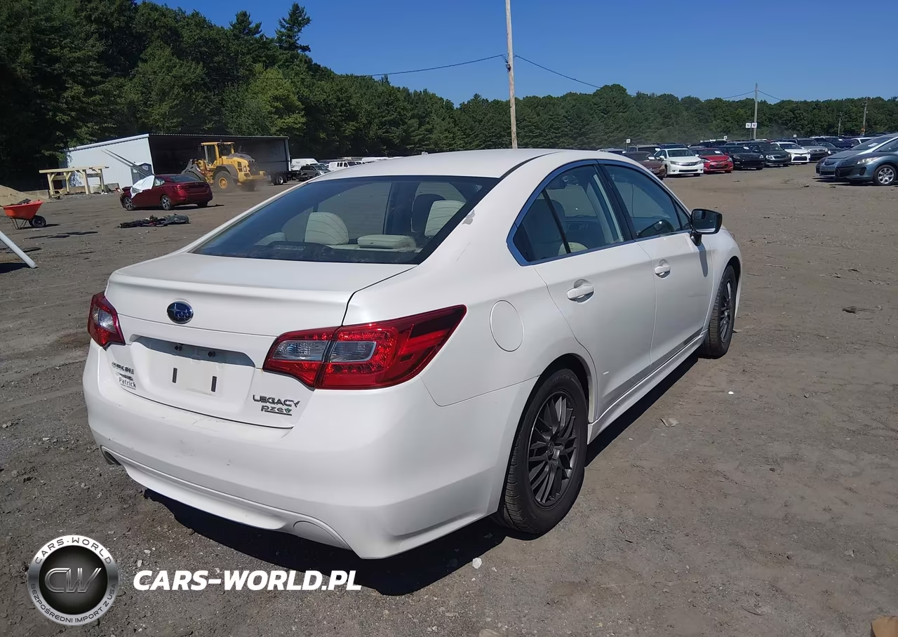 2015 Subaru Legacy 2.5I VIN:4S3BNAA63F3013951 - 4