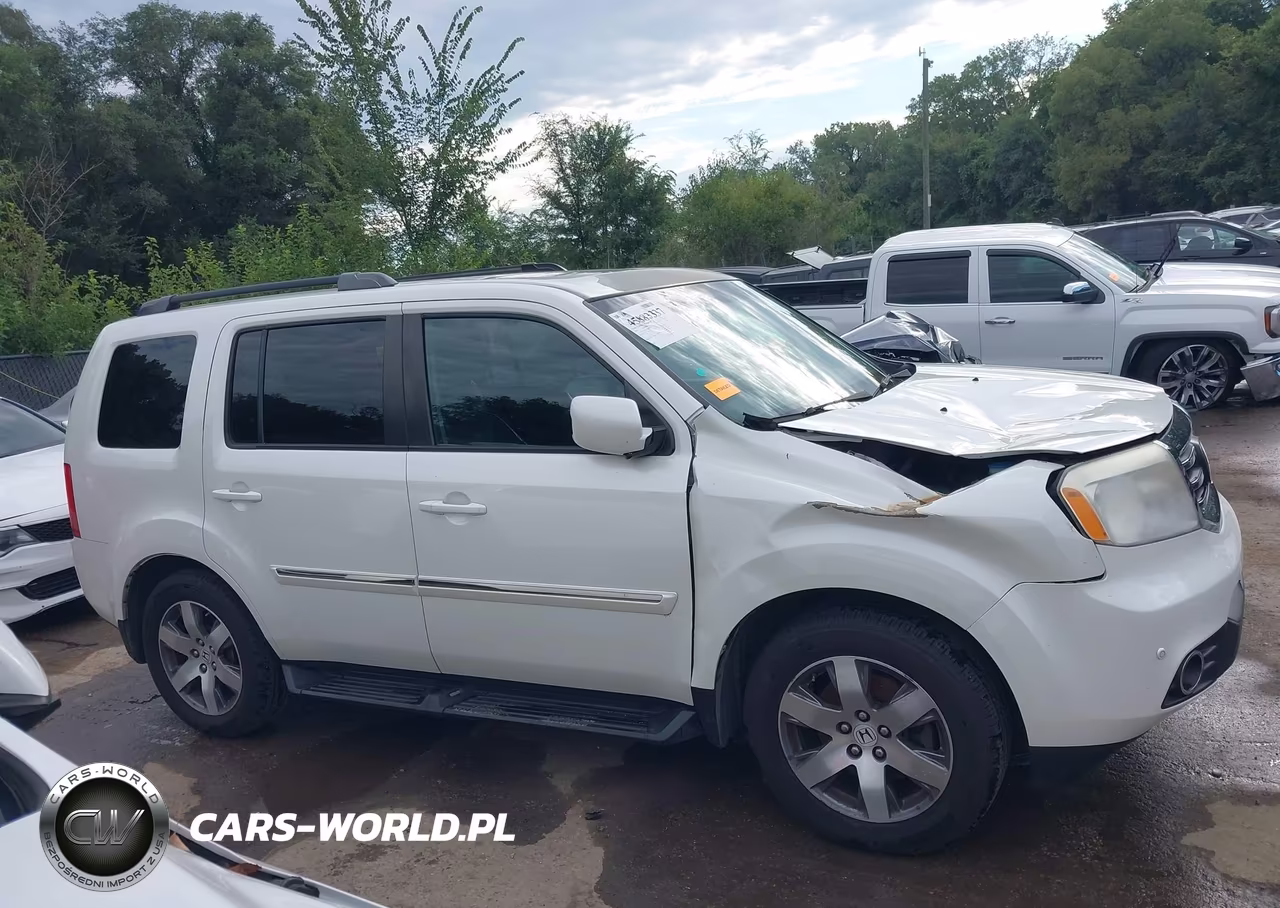 2015 Honda Pilot Touring VIN:5FNYF4H92FB066992 - 13