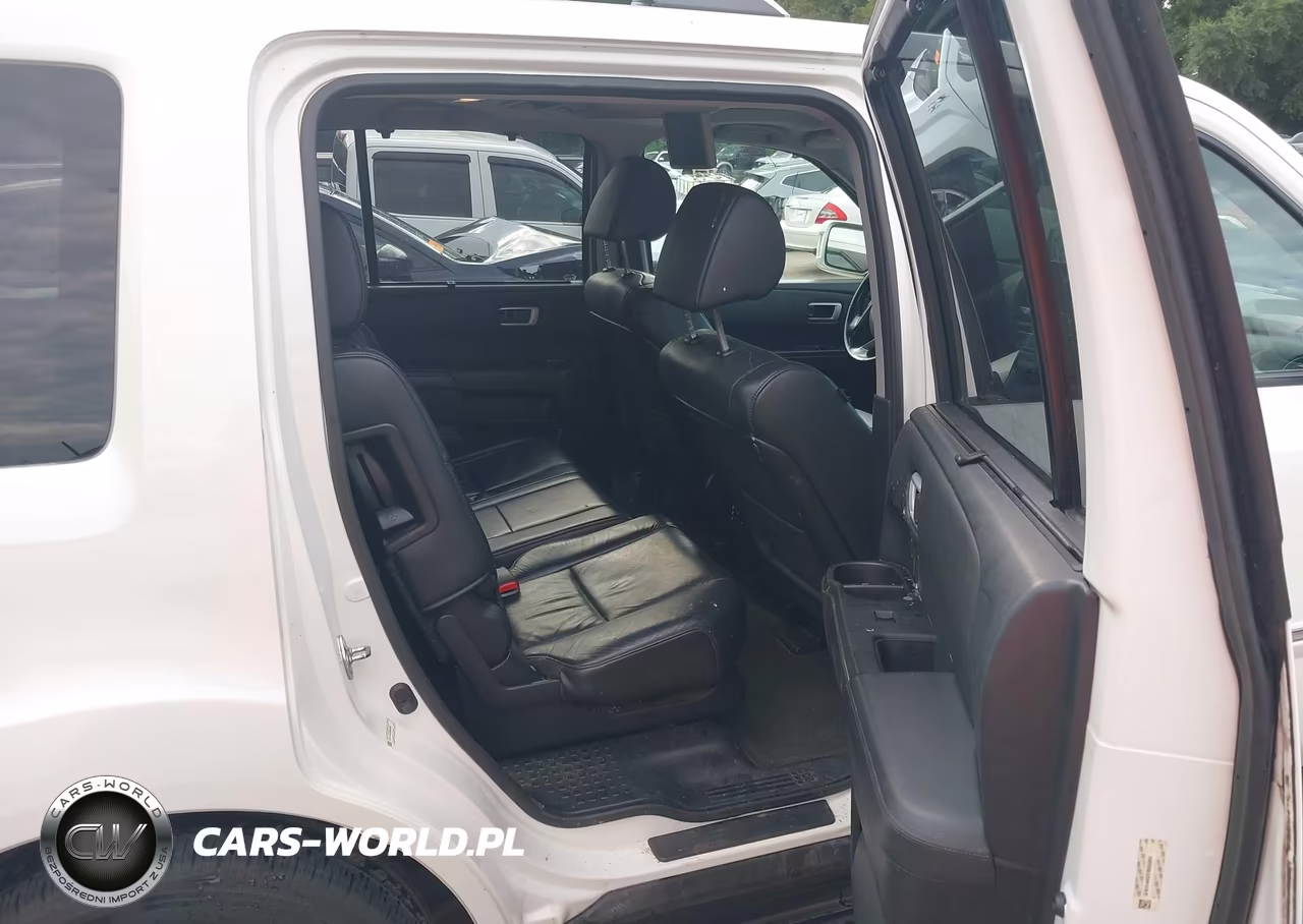 2015 Honda Pilot Touring VIN:5FNYF4H92FB066992 - 8