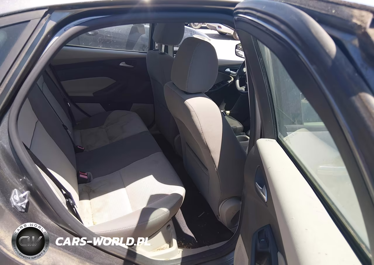 2014 Ford Focus Se VIN:1FADP3F22EL460134 - 8