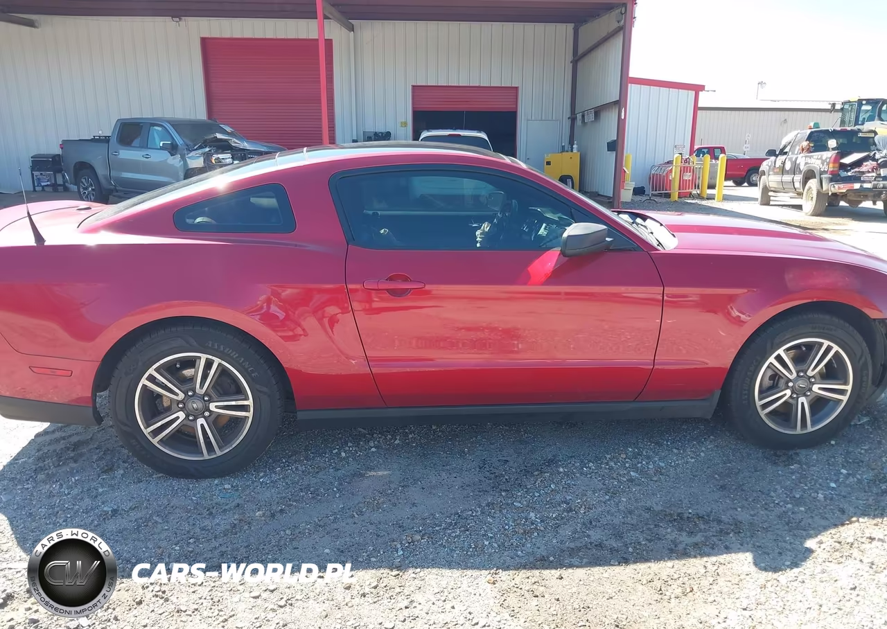 2011 Ford Mustang V6 Premium VIN:1ZVBP8AM3B5132614 - 13