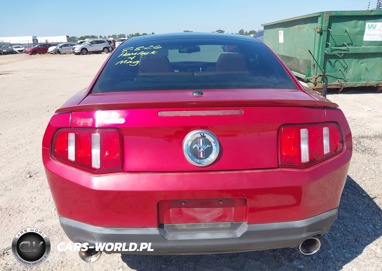 2011 Ford Mustang V6 Premium VIN:1ZVBP8AM3B5132614 - 16