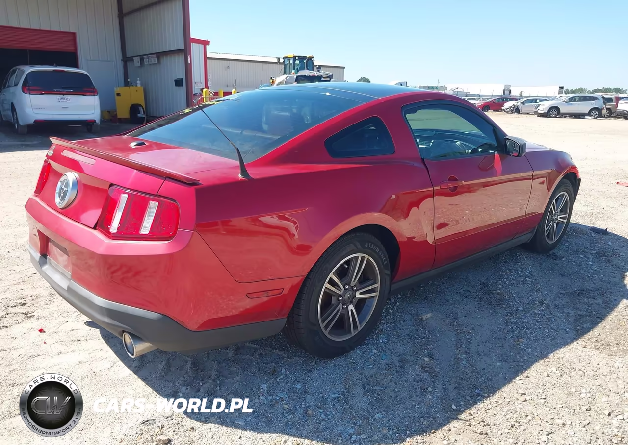 2011 Ford Mustang V6 Premium VIN:1ZVBP8AM3B5132614 - 4