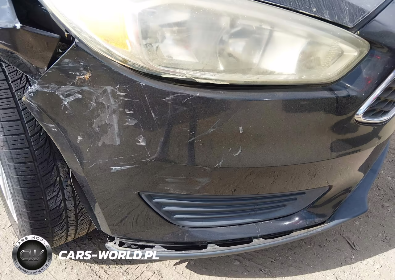 2015 Ford Focus Se VIN:1FADP3K28FL255358 - 6
