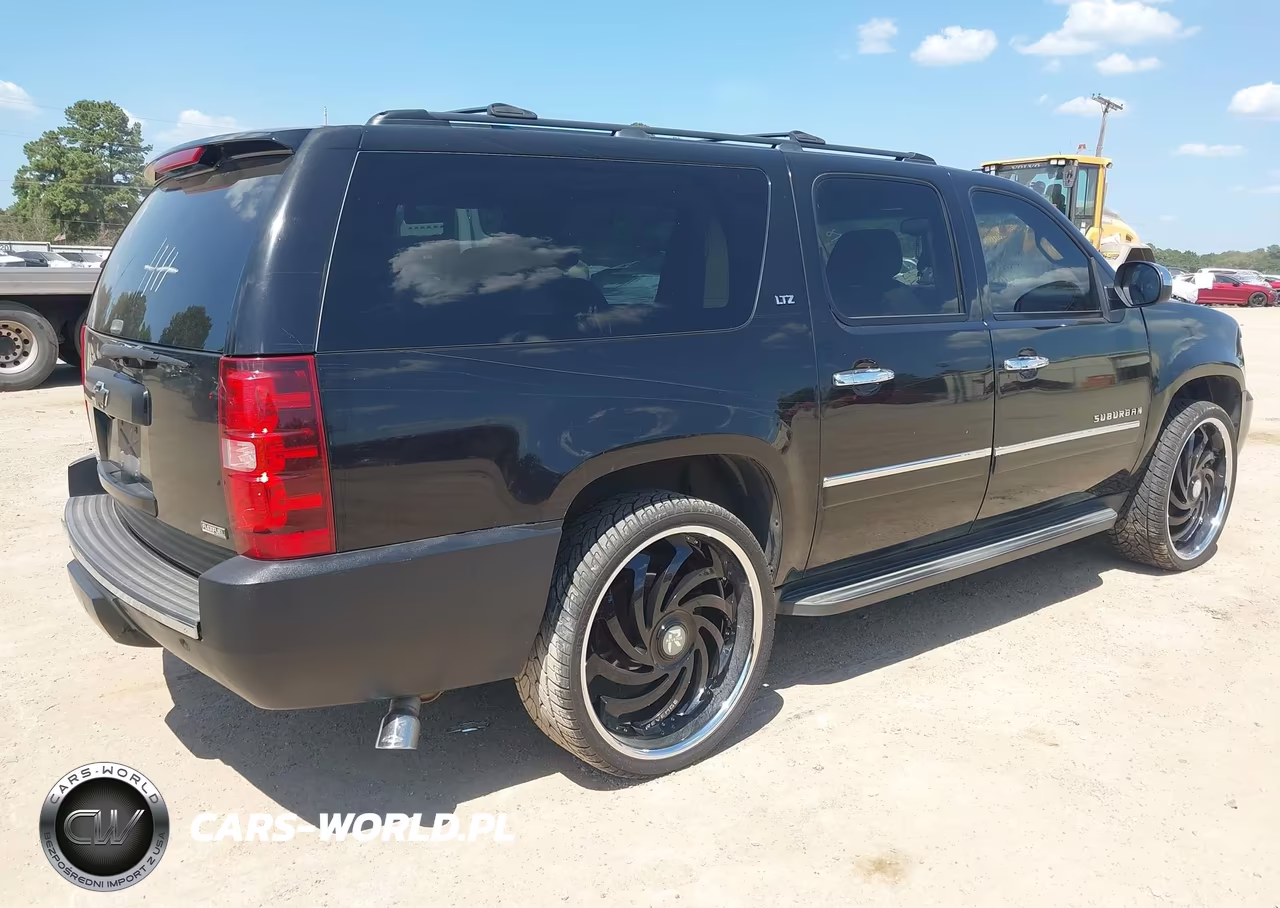 2009 Chevrolet Suburban 1500 Ltz VIN:1GNFC36089R299778 - 4