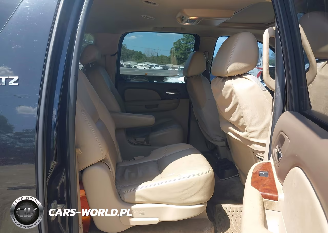 2009 Chevrolet Suburban 1500 Ltz VIN:1GNFC36089R299778 - 8