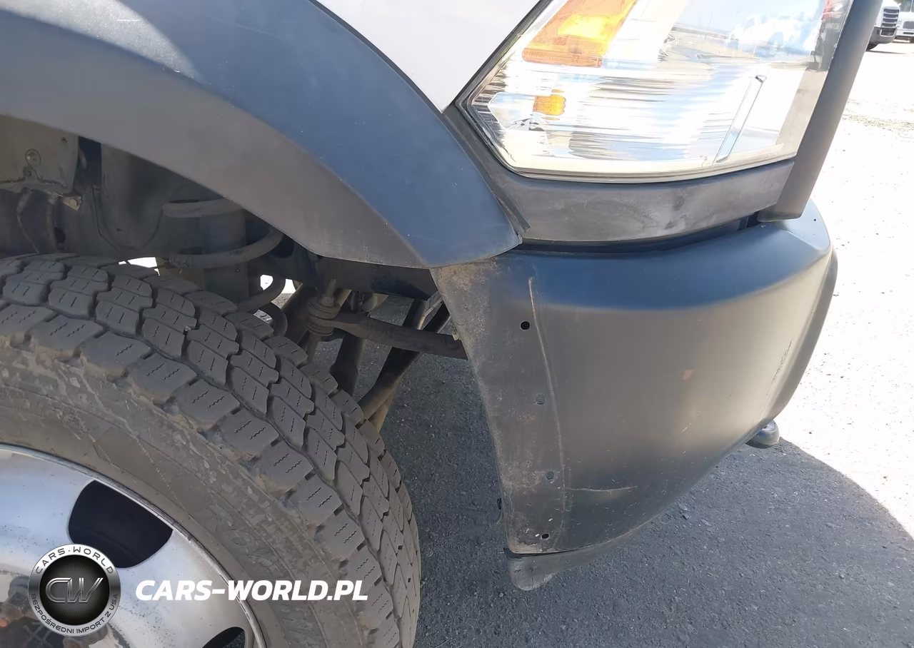 2013 Ram 5500 Chassis Tradesman-Slt-Laramie VIN:3C7WRNFL1DG583536 - 12