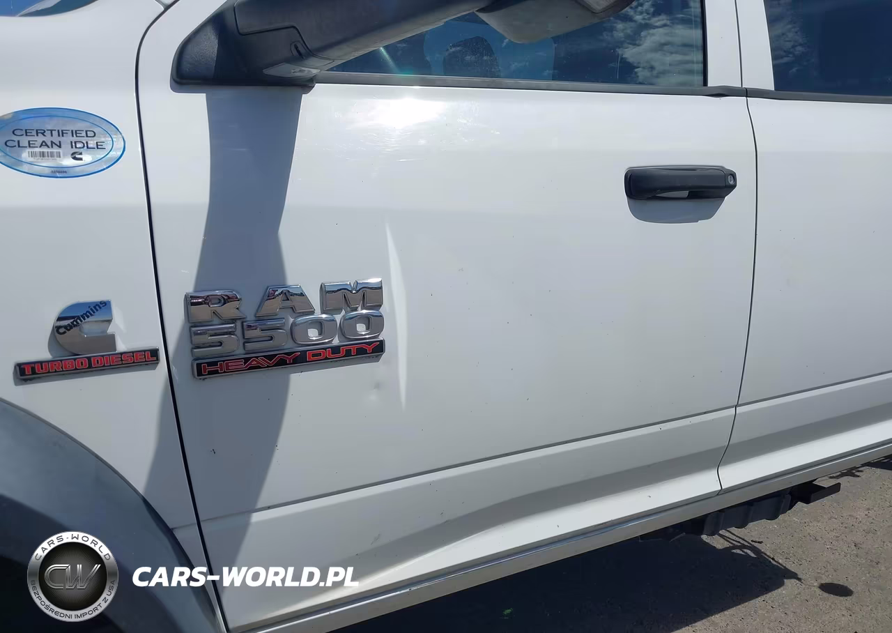 2013 Ram 5500 Chassis Tradesman-Slt-Laramie VIN:3C7WRNFL1DG583536 - 13