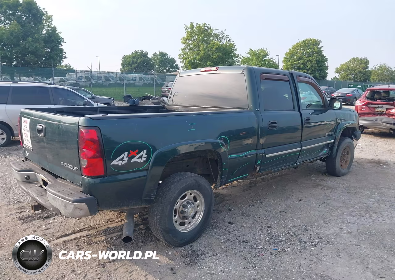 2004 Chevrolet Silverado 2500Hd Ls VIN:1GCHK23U04F123047 - 4