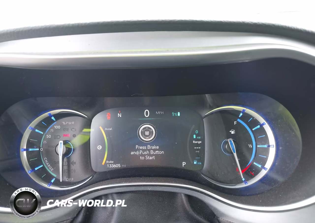 2020 Chrysler Pacifica Hybrid Limited VIN:2C4RC1N74LR270496 - 7