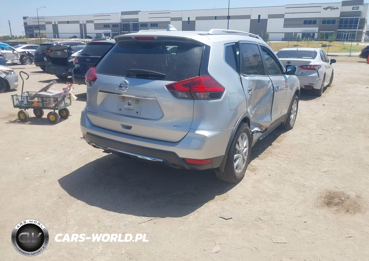 2017 Nissan Rogue Sv VIN:KNMAT2MT3HP596591 - 4