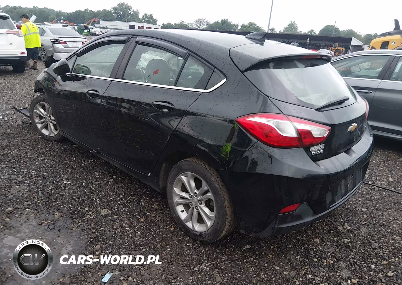 2019 Chevrolet Cruze Lt VIN:3G1BE6SMXKS542384 - 3