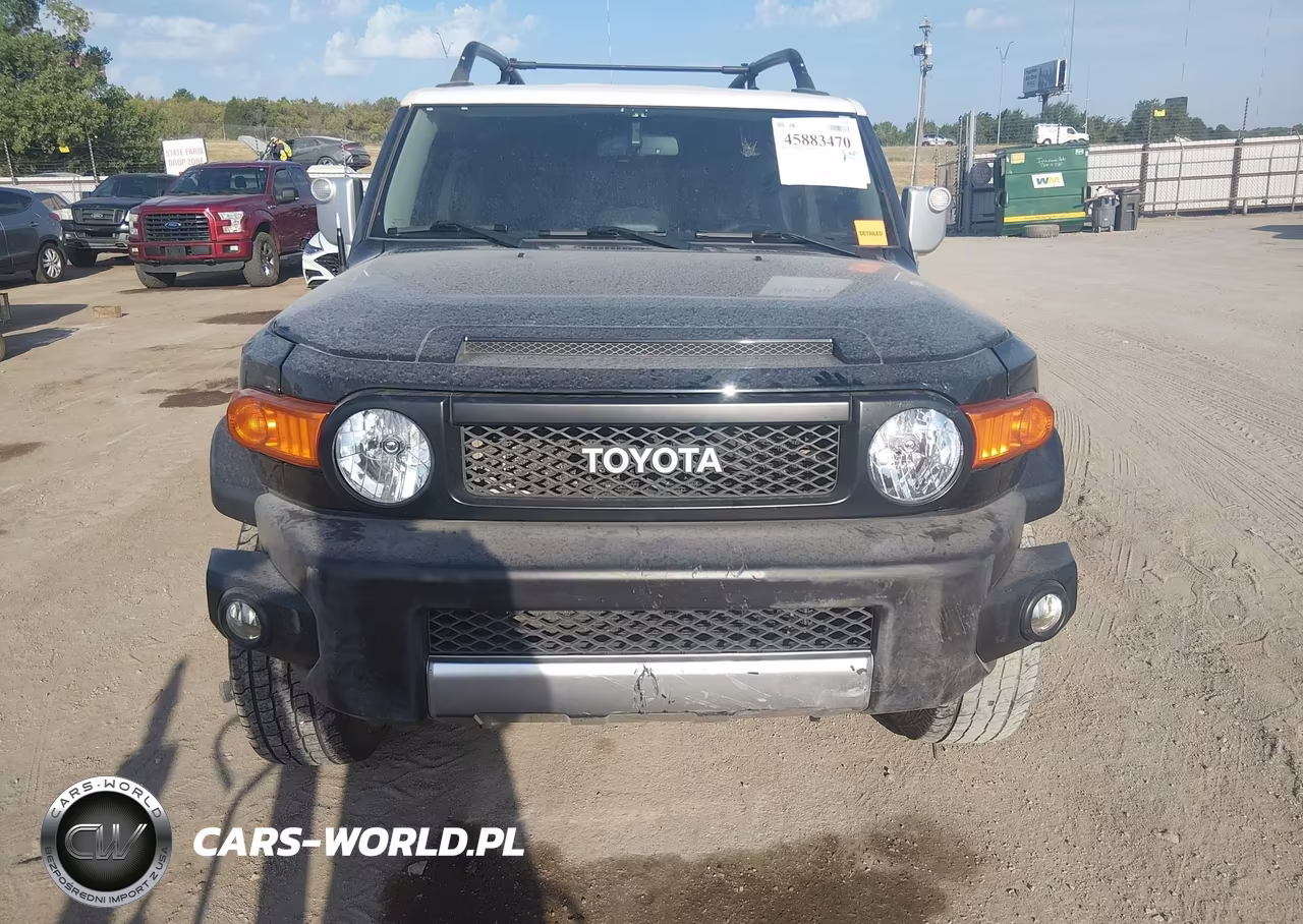 2011 Toyota Fj Cruiser VIN:JTEBU4BF8BK112845 - 12