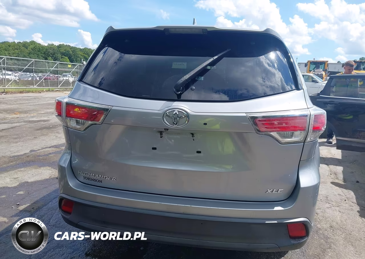 2015 Toyota Highlander Xle V6 VIN:5TDKKRFHXFS053458 - 17