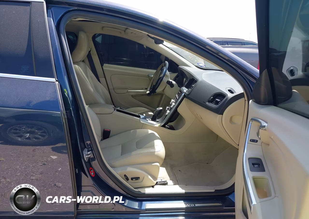 2015 Volvo S60 T5 Premier VIN:YV126MFK2F1337032 - 5