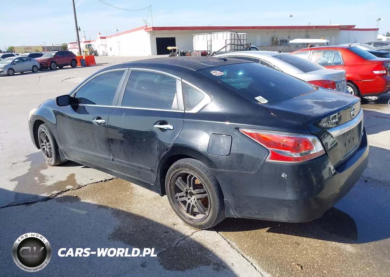 2014 Nissan Altima 2.5 S VIN:1N4AL3AP4EN349266 - 3