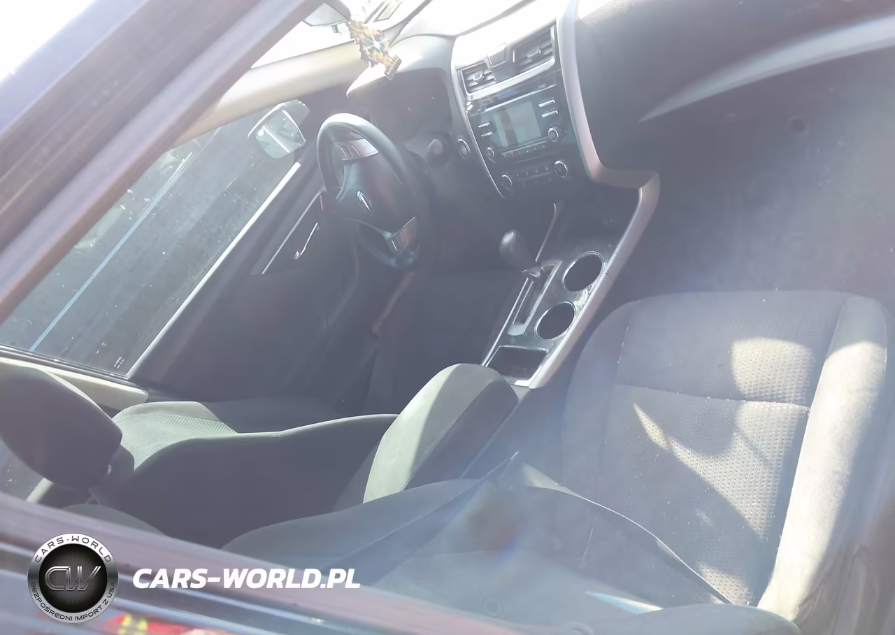 2014 Nissan Altima 2.5 S VIN:1N4AL3AP4EN349266 - 5