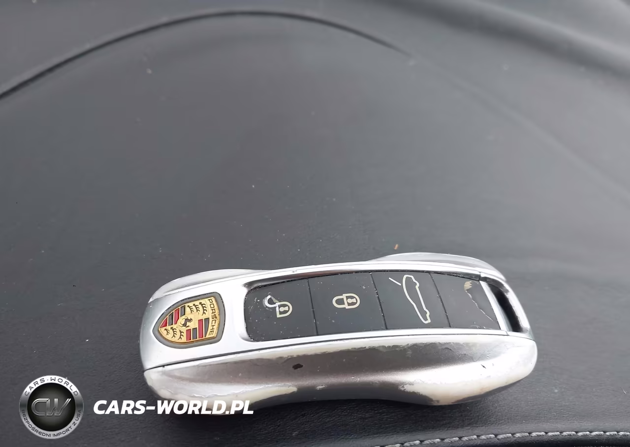 2018 Porsche Panamera 4S VIN:WP0AB2A78JL132090 - 11