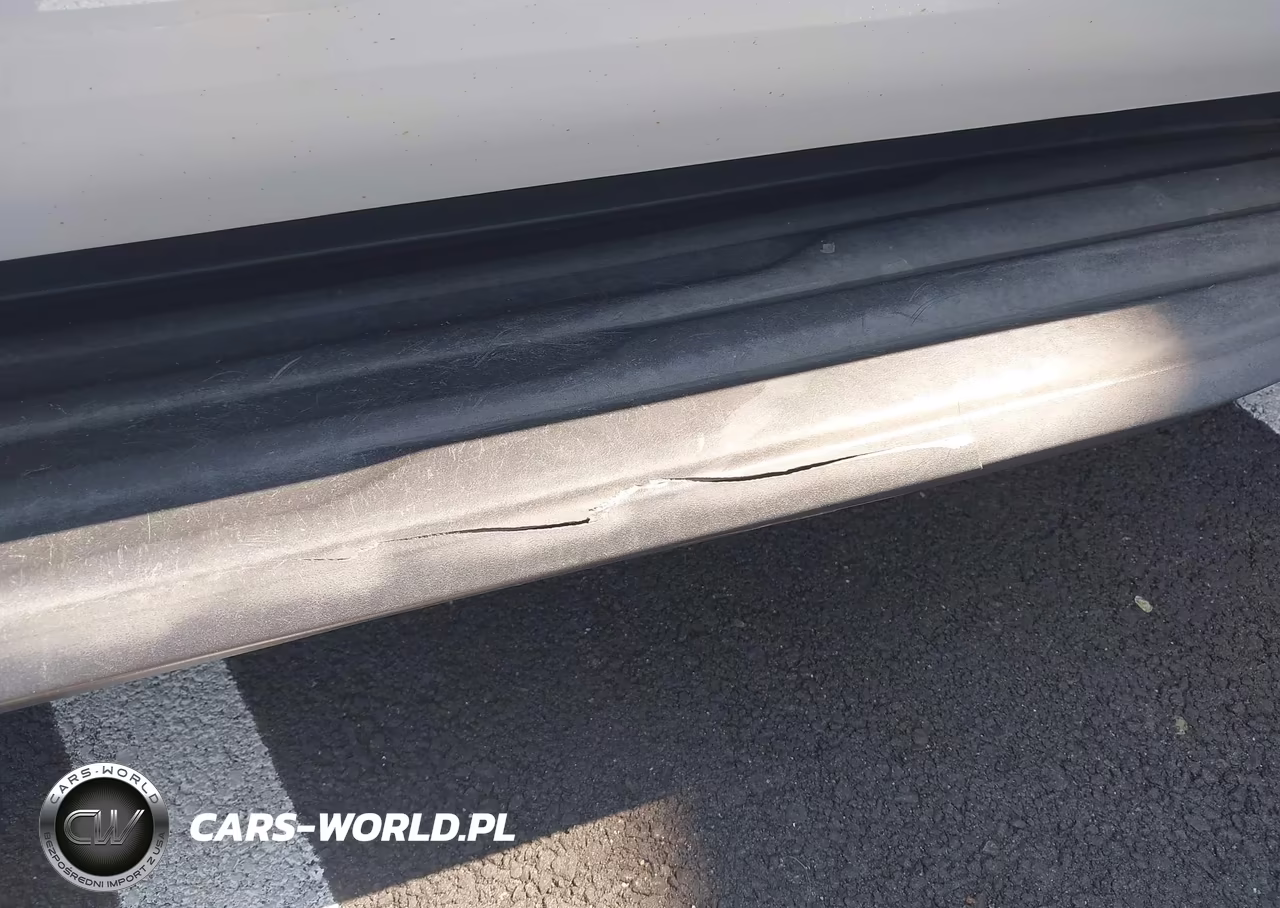 2019 Chevrolet Tahoe Commercial Fleet VIN:1GNSKDECXKR218000 - 13