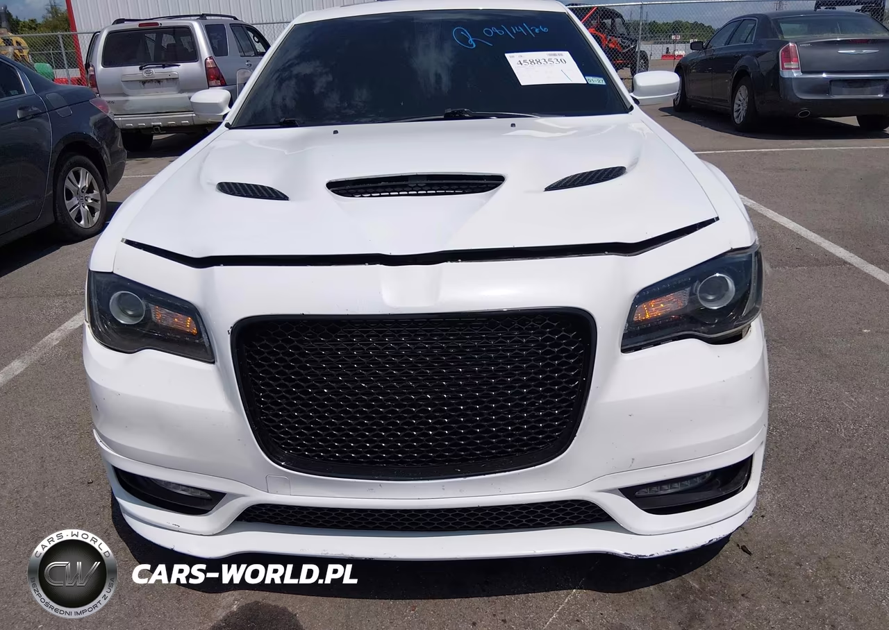2020 Chrysler 300 300S VIN:2C3CCABT8LH217222 - 12