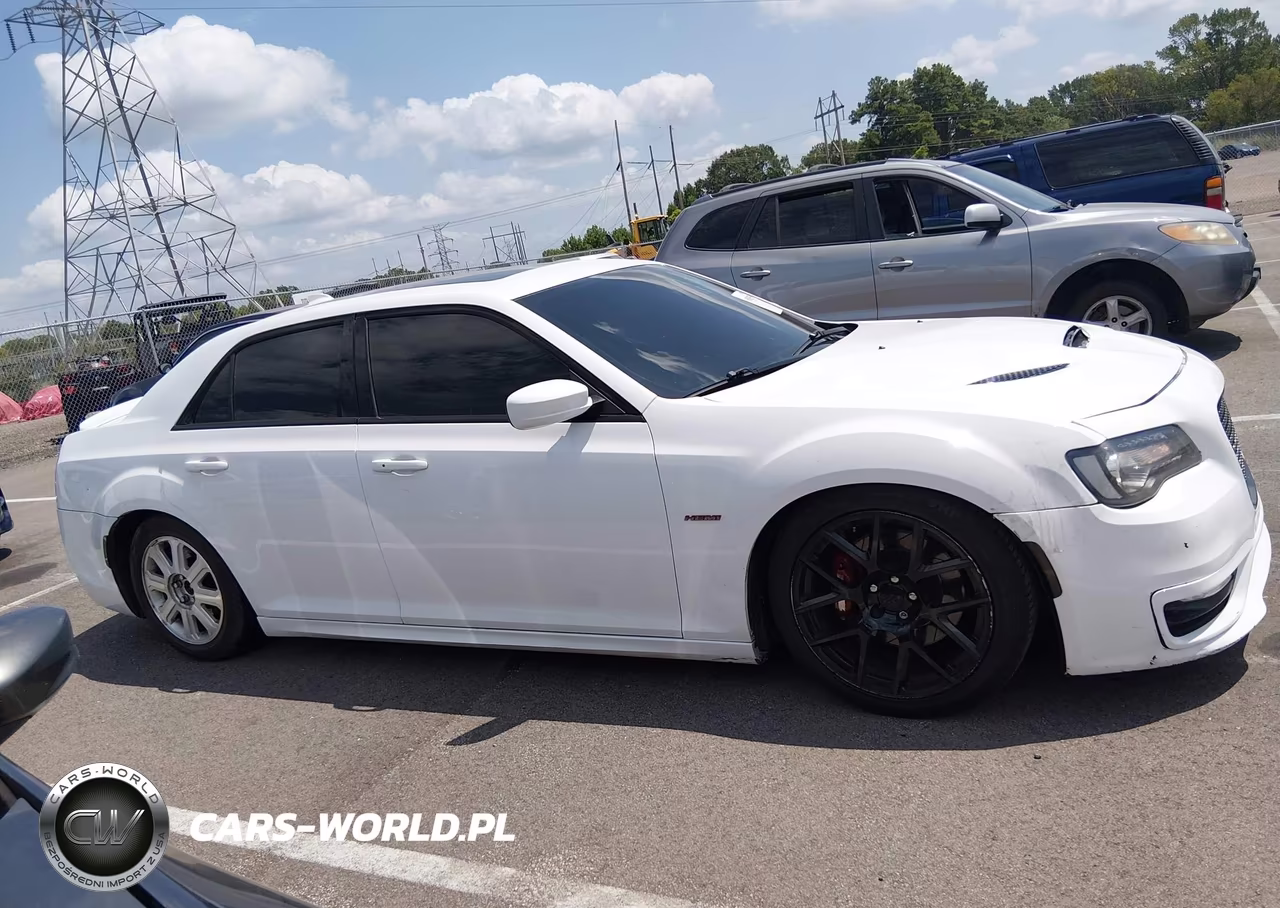 2020 Chrysler 300 300S VIN:2C3CCABT8LH217222 - 13