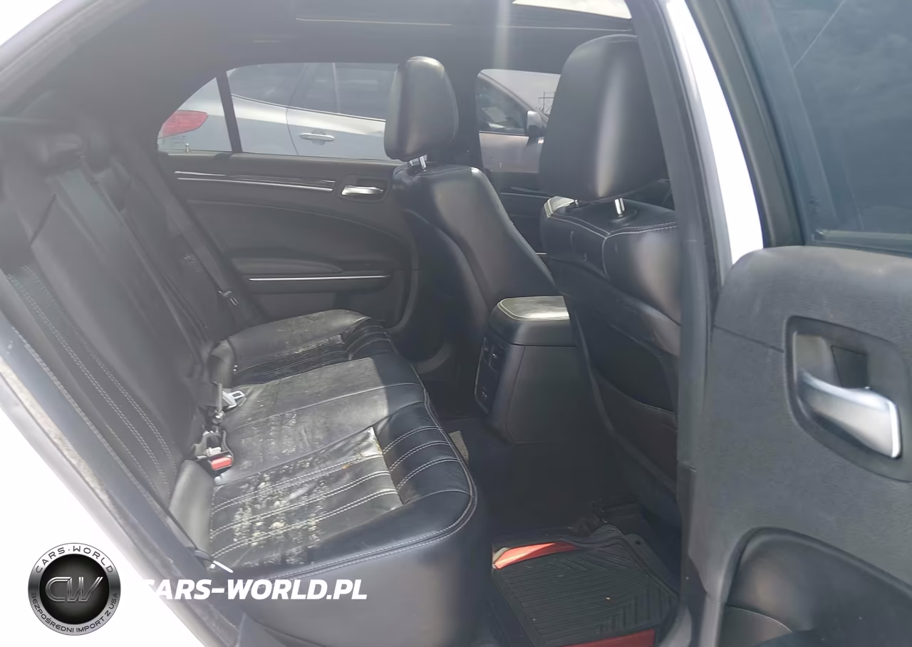 2020 Chrysler 300 300S VIN:2C3CCABT8LH217222 - 8