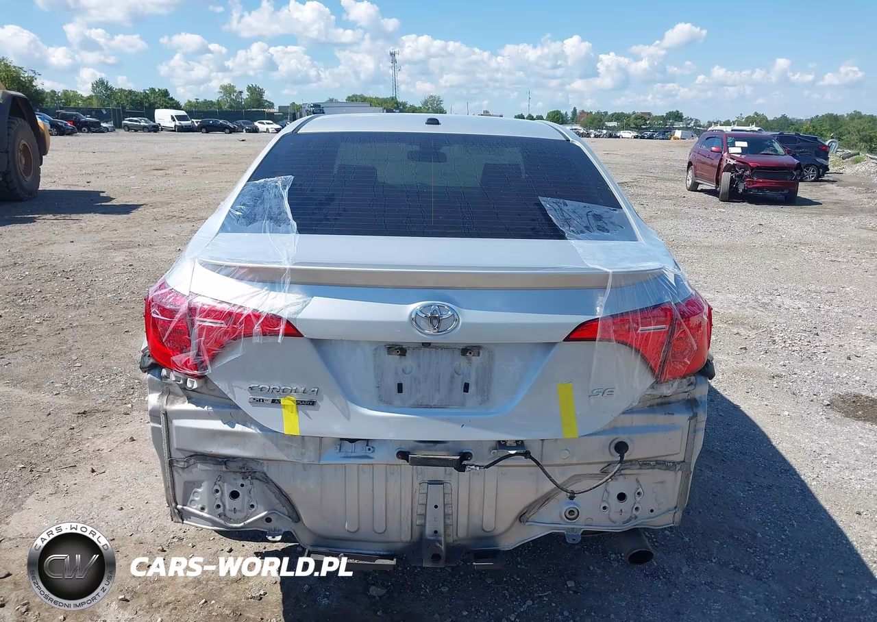 2017 Toyota Corolla Se Special Edition VIN:5YFBURHE7HP637096 - 16