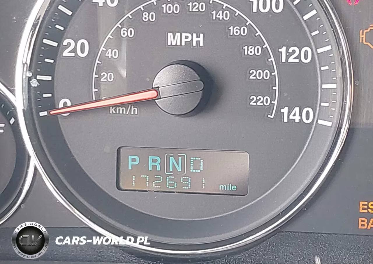 2007 Jeep Commander Sport VIN:1J8HG48K57C570105 - 6