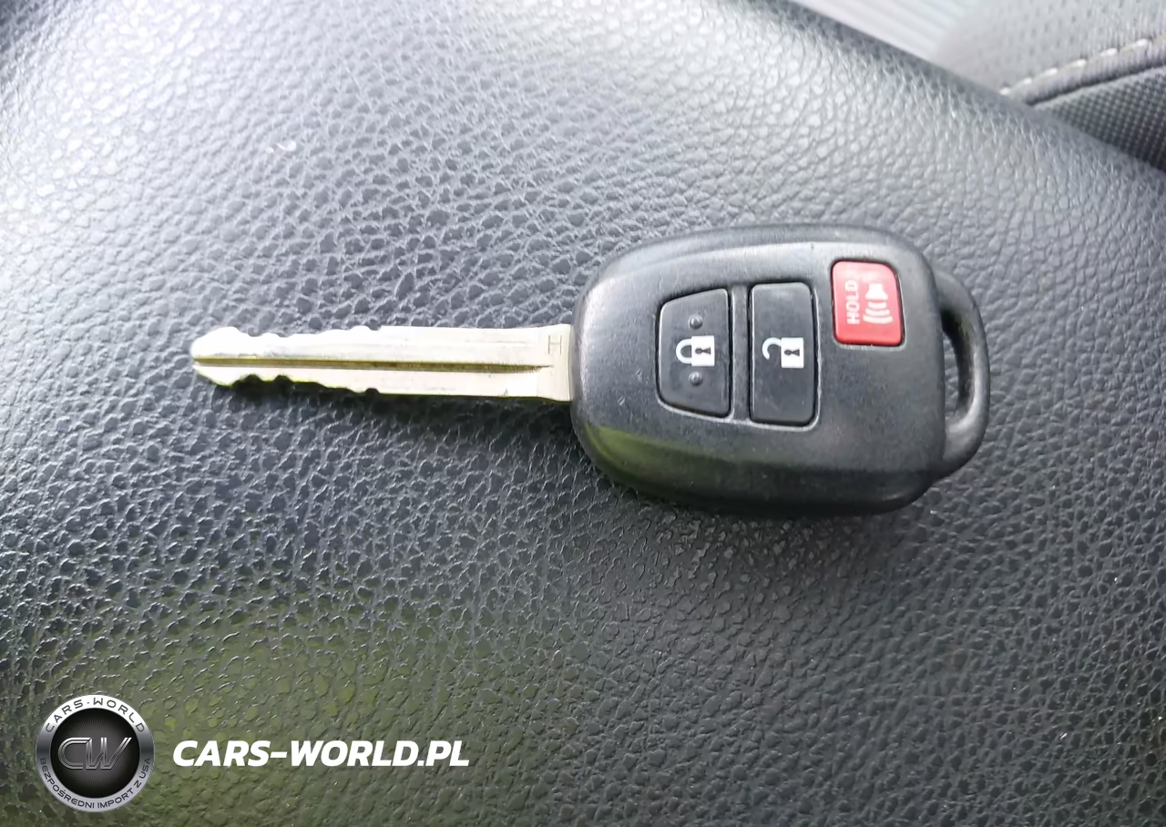 2015 Toyota Rav4 Xle VIN:2T3RFREV1FW247997 - 11