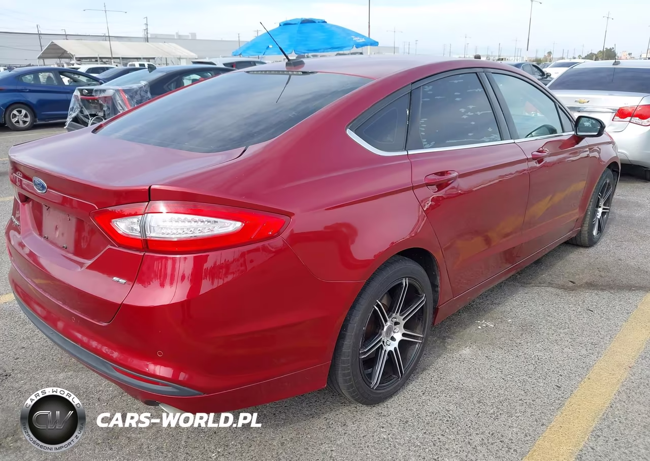 2015 Ford Fusion Se VIN:3FA6P0H75FR144617 - 4