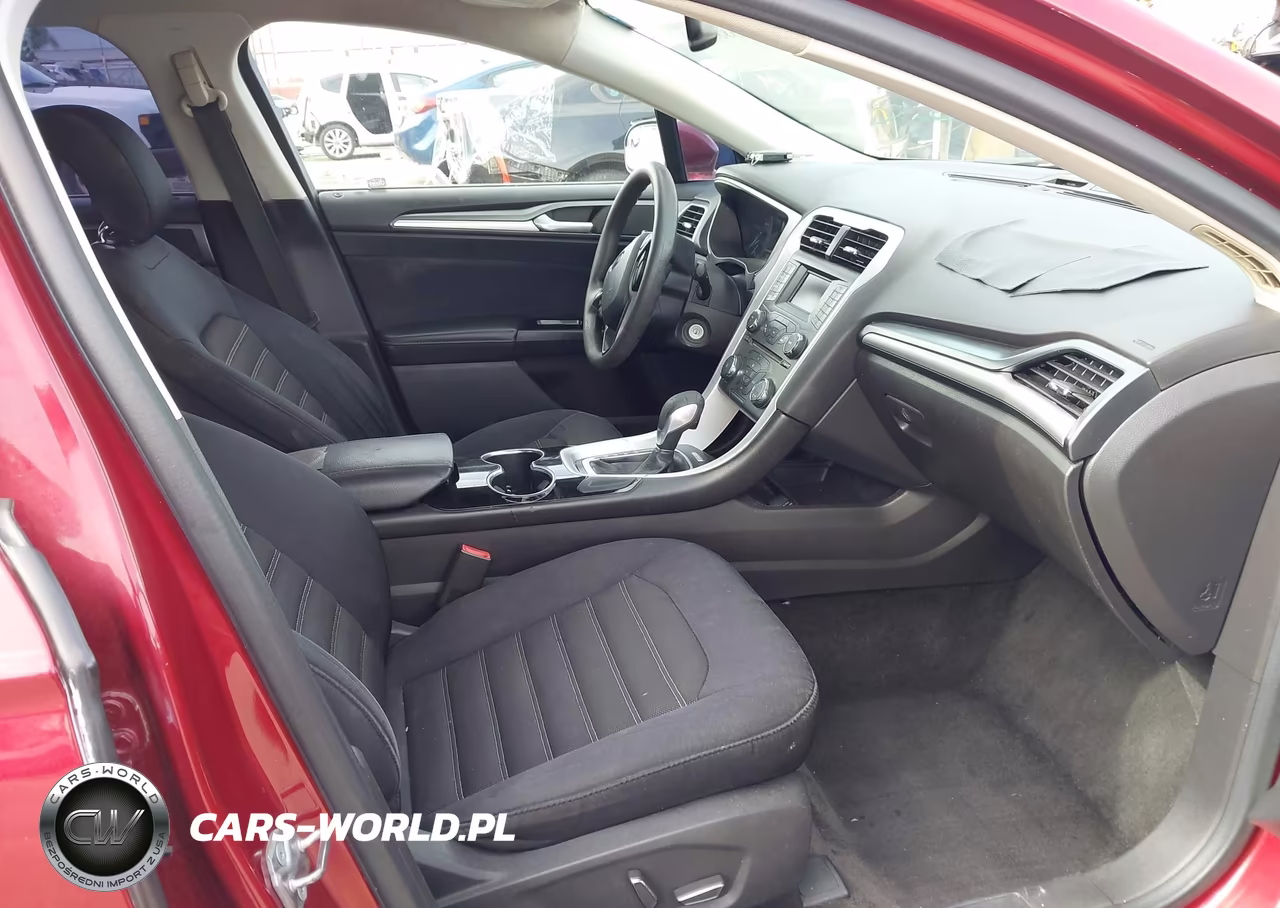 2015 Ford Fusion Se VIN:3FA6P0H75FR144617 - 5