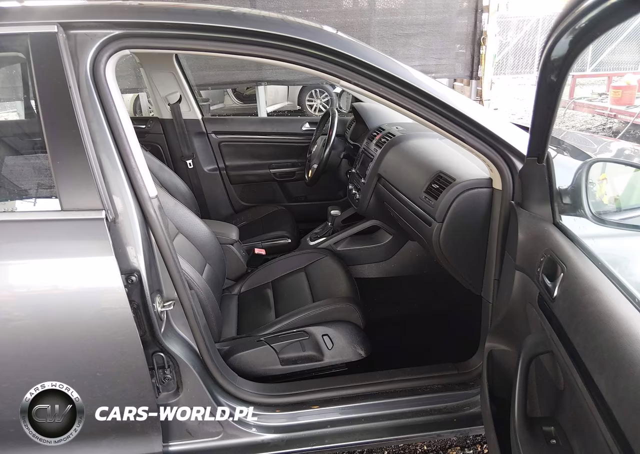 2010 Volkswagen Jetta Tdi VIN:3VWRL7AJ1AM181300 - 5