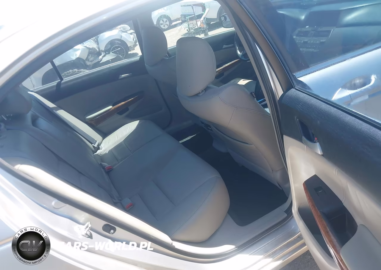 2011 Honda Accord Exl VIN:1HGCP2F80BA100213 - 8