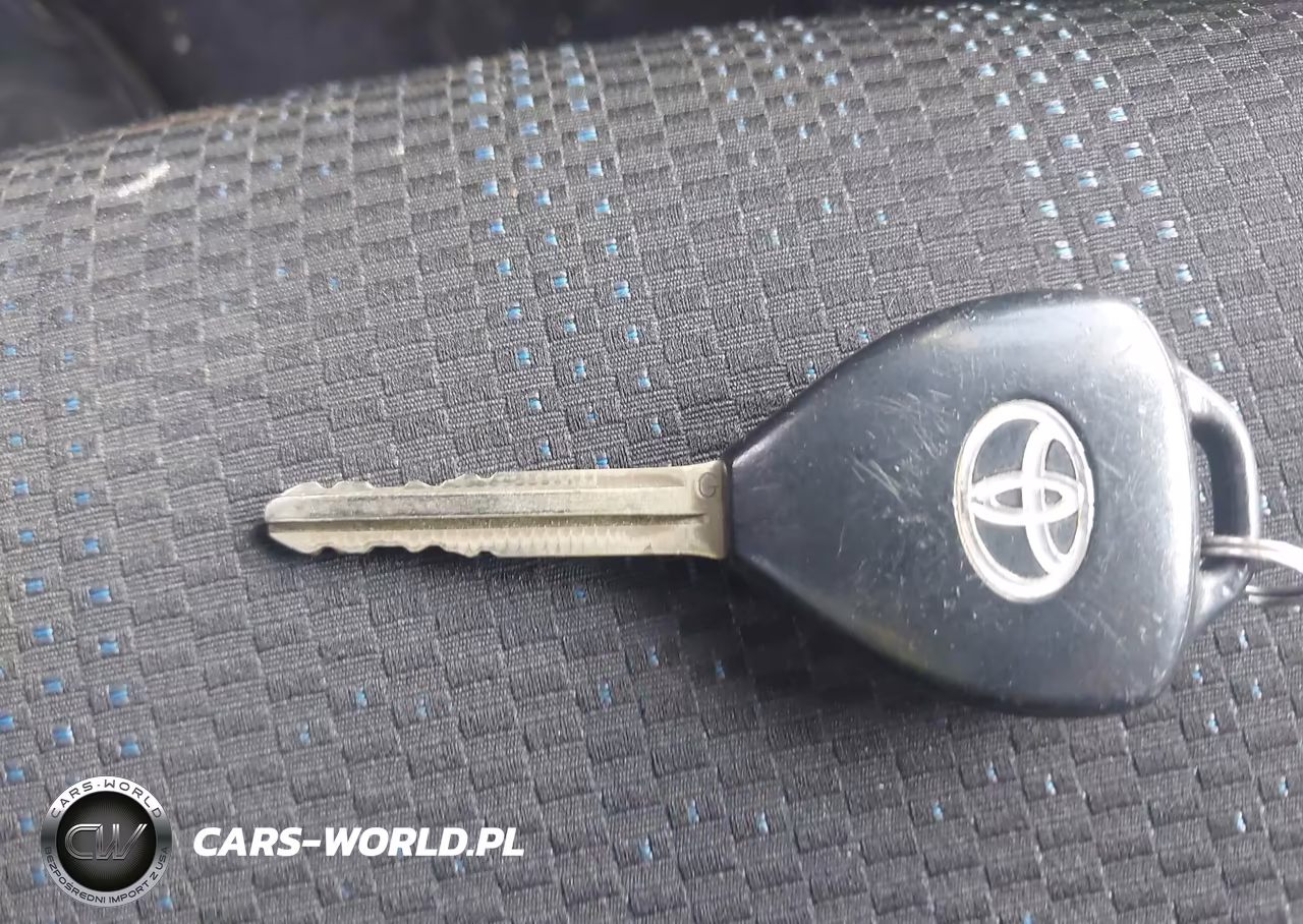 2011 Toyota Corolla S VIN:2T1BU4EE2BC597962 - 11