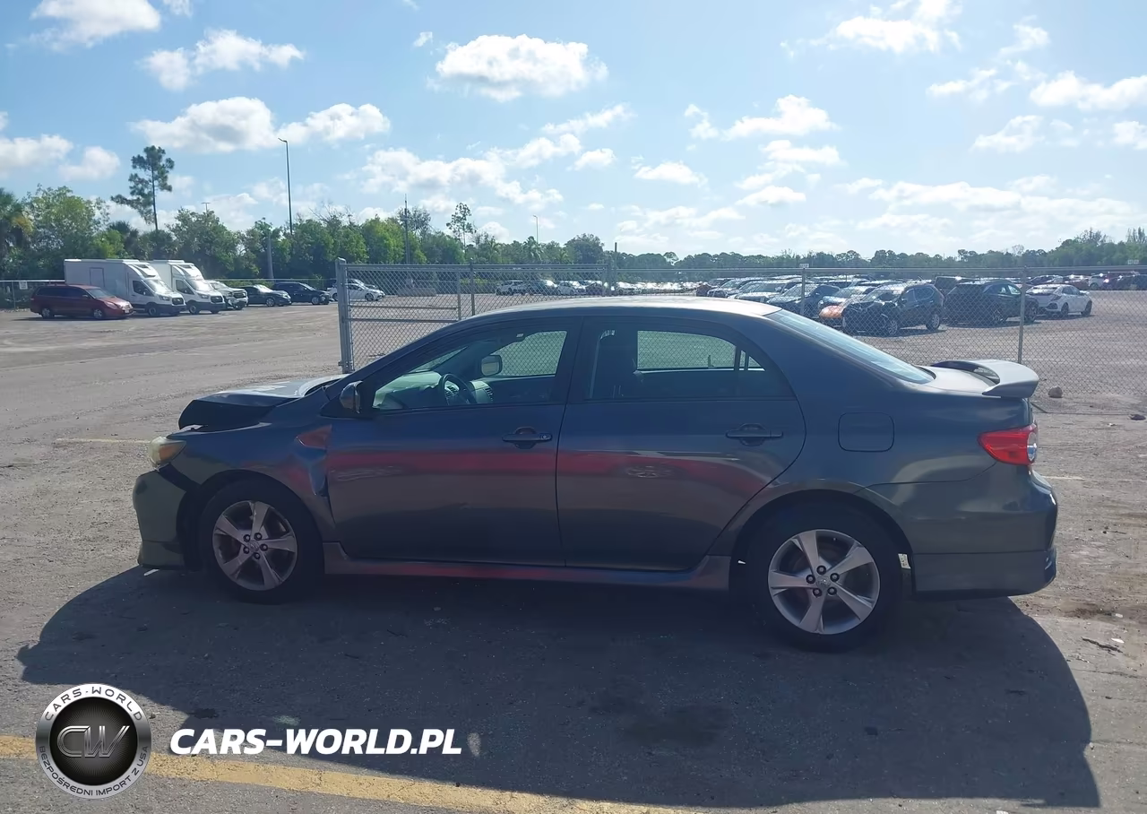 2011 Toyota Corolla S VIN:2T1BU4EE2BC597962 - 14