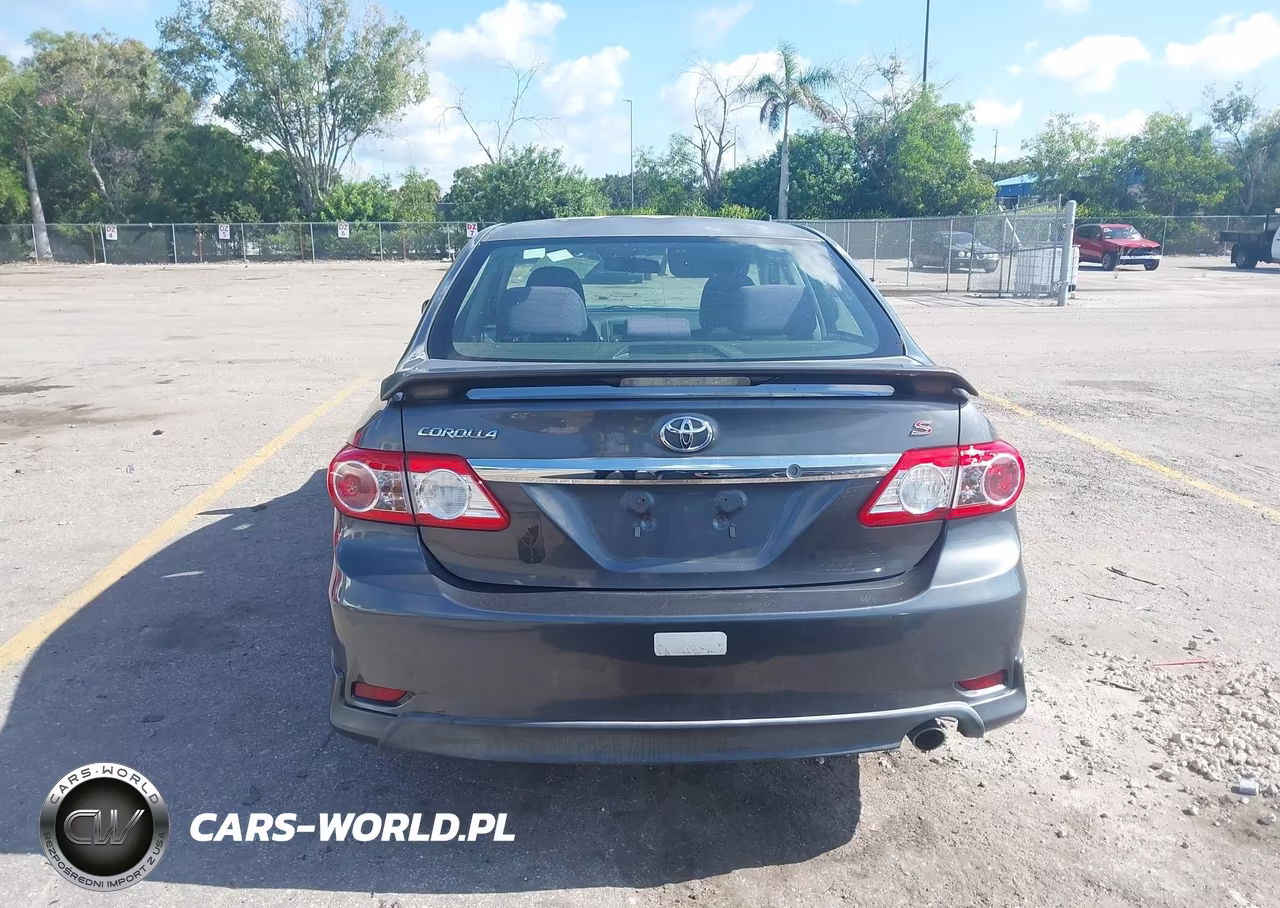 2011 Toyota Corolla S VIN:2T1BU4EE2BC597962 - 16