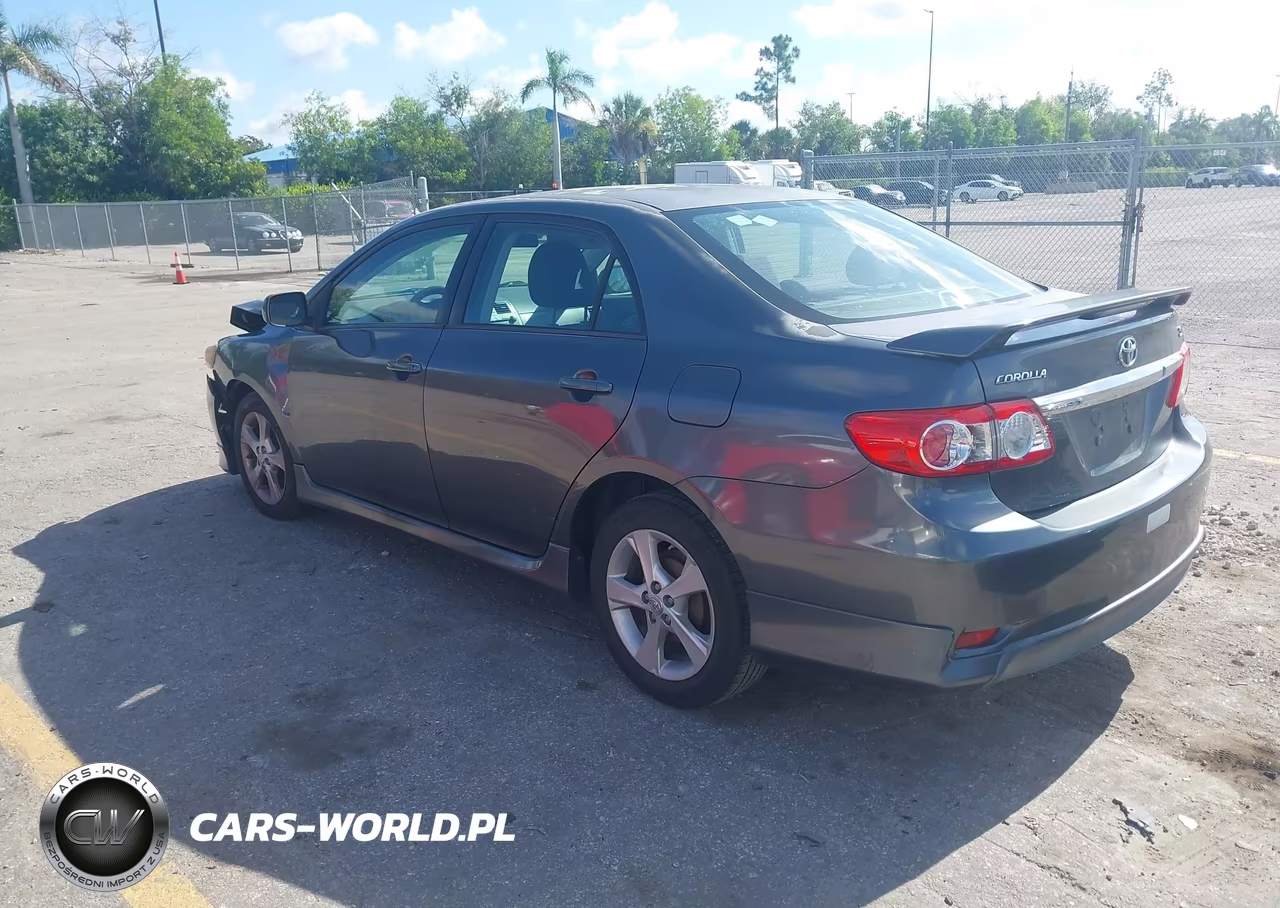 2011 Toyota Corolla S VIN:2T1BU4EE2BC597962 - 3