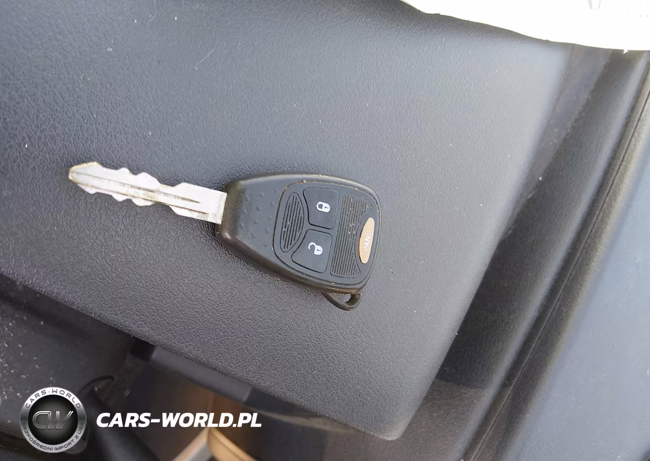 2008 Jeep Compass Sport VIN:1J8FF47W98D666524 - 11